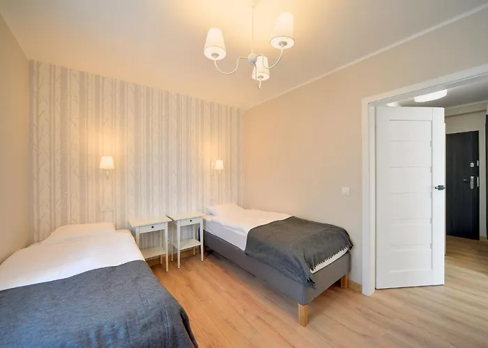 Invest Szklarska 800 B12 *