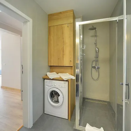 Invest Szklarska 800 B12 Sklářská Poruba